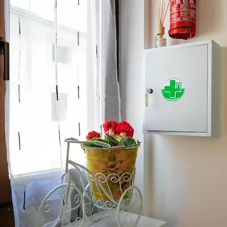 公寓 Grande Al Ponte. Situato Vicino All'ospedale, Al Parco E Al Centro Citta