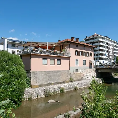 Grande Al Ponte. Situato Vicino All'ospedale, Al Parco E Al Centro Citta * טרנטו