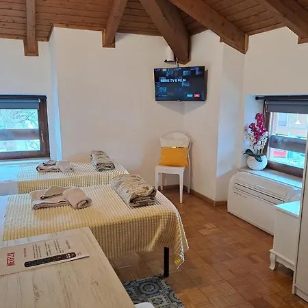 Grande Al Ponte. Situato Vicino All'ospedale, Al Parco E Al Centro Citta