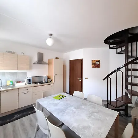 Grande Al Ponte. Situato Vicino All'ospedale, Al Parco E Al Centro Citta Lägenhet *