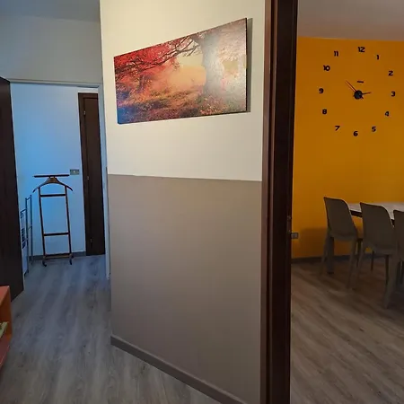 דירה Grande Al Ponte. Situato Vicino All'ospedale, Al Parco E Al Centro Citta *