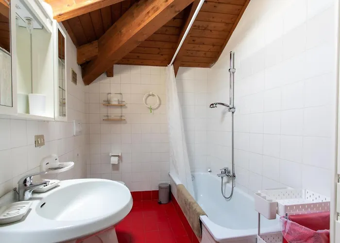 Grande Al Ponte. Situato Vicino All'ospedale, Al Parco E Al Centro Citta Apartament *