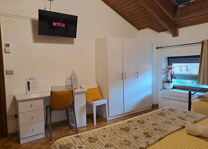 Apartament Grande Al Ponte. Situato Vicino All'ospedale, Al Parco E Al Centro Citta *