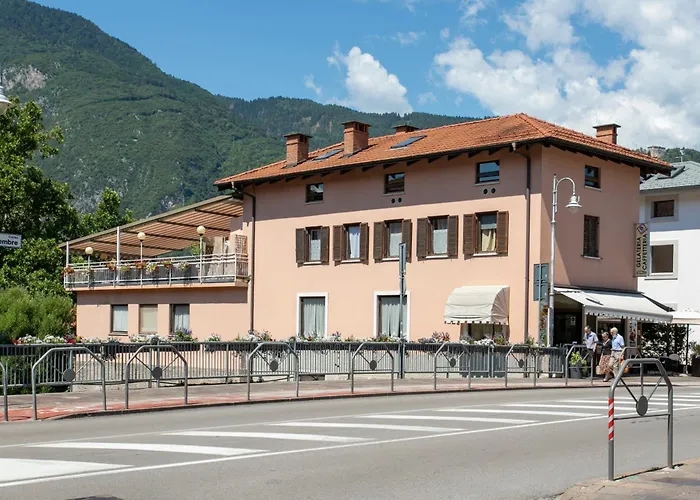 Apartament Grande Al Ponte. Situato Vicino All'ospedale, Al Parco E Al Centro Citta